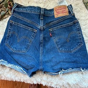 Levi 501 Jean shorts